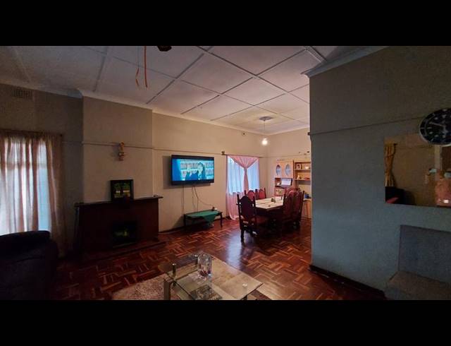 3 BEDROOM HOUSE FOR SALE IN WEST VILLAGE